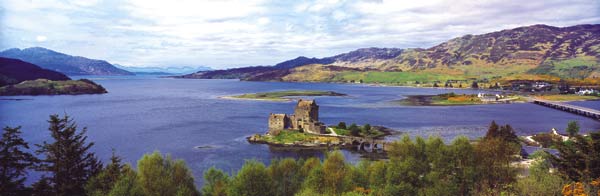 Eilean Donan Castle - Links to Clan MacKenzie, MacRae, & Matheson.